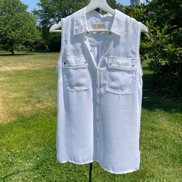 Michael Kors Medium White Button Up Tank Top - Picture 1 of 2